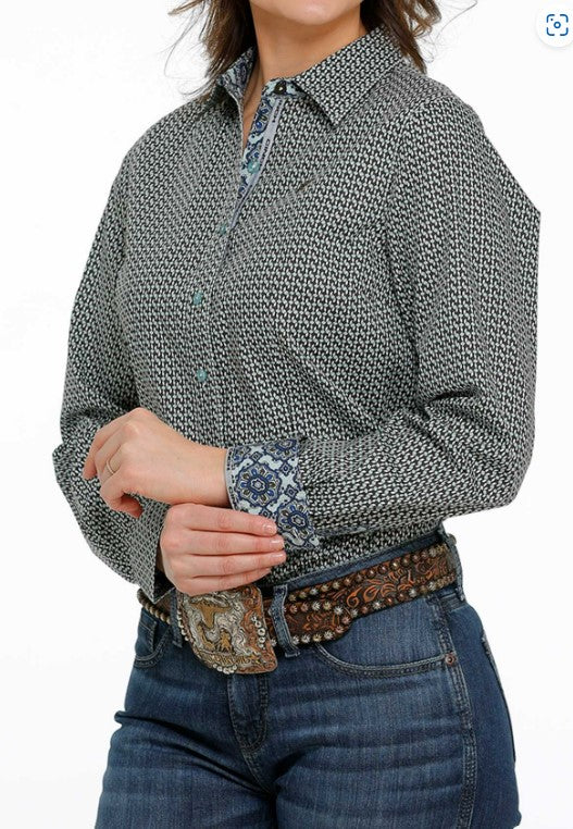 Cinch Women's Shirts - 20 colours!