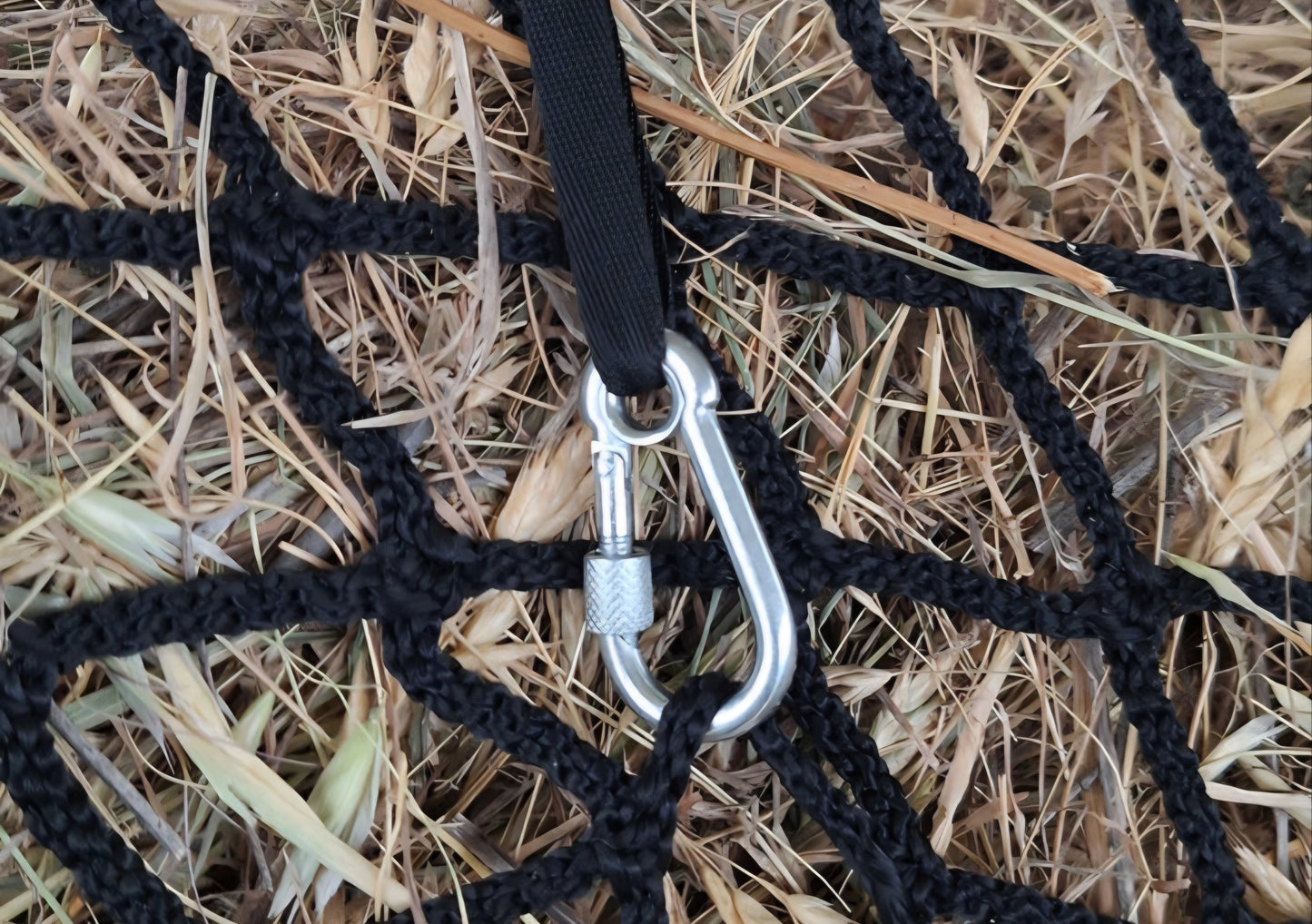 Gutzbusta HayStay Knotless Hanging Hay Net