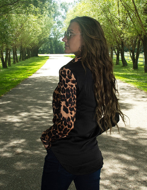 Cowgirl TuffHalf Leopard Pullover Rodeo Shirt